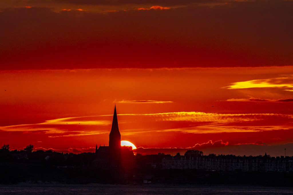 As well as whales, dolphins and seabirds ur 4hr North Sea pelagics put us in just thr right place for some spectacular sunsets